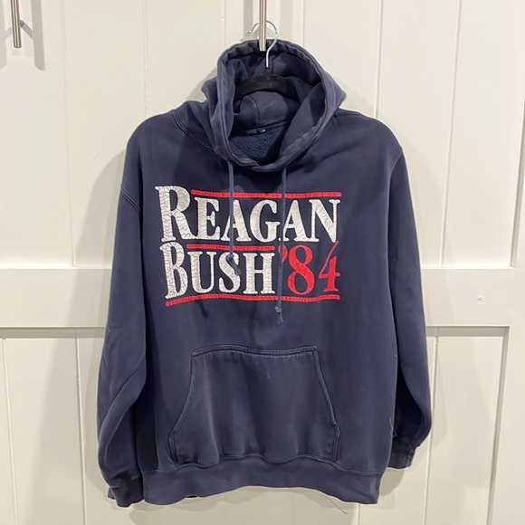 Pull over hoodie - Picture 1 of 2